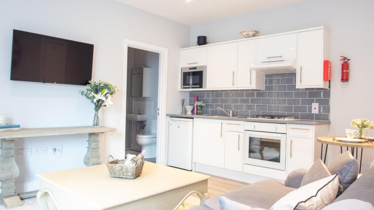 Modern With Free Parking And Wifi Stratford-upon-Avon