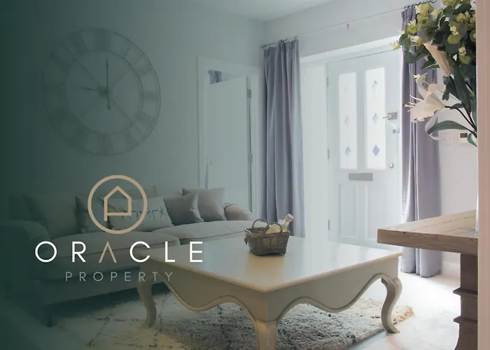 Modern Apartment With Free Parking And Wifi