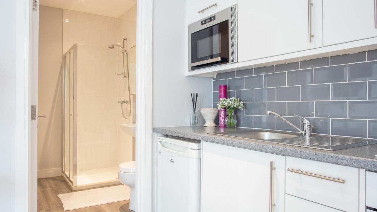 Apartment Modern With Free Parking And Wifi *